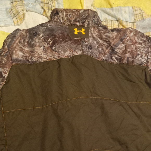 Under Armour Coat - Picture 10 of 14